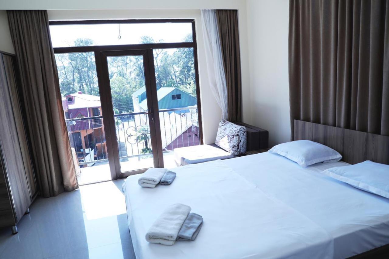Hotel Estonia Two Kobuleti Luaran gambar
