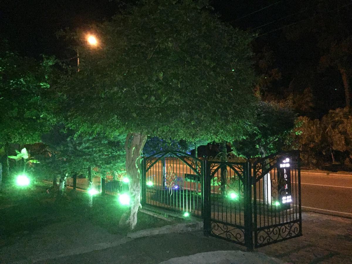 Hotel Estonia Two Kobuleti Luaran gambar